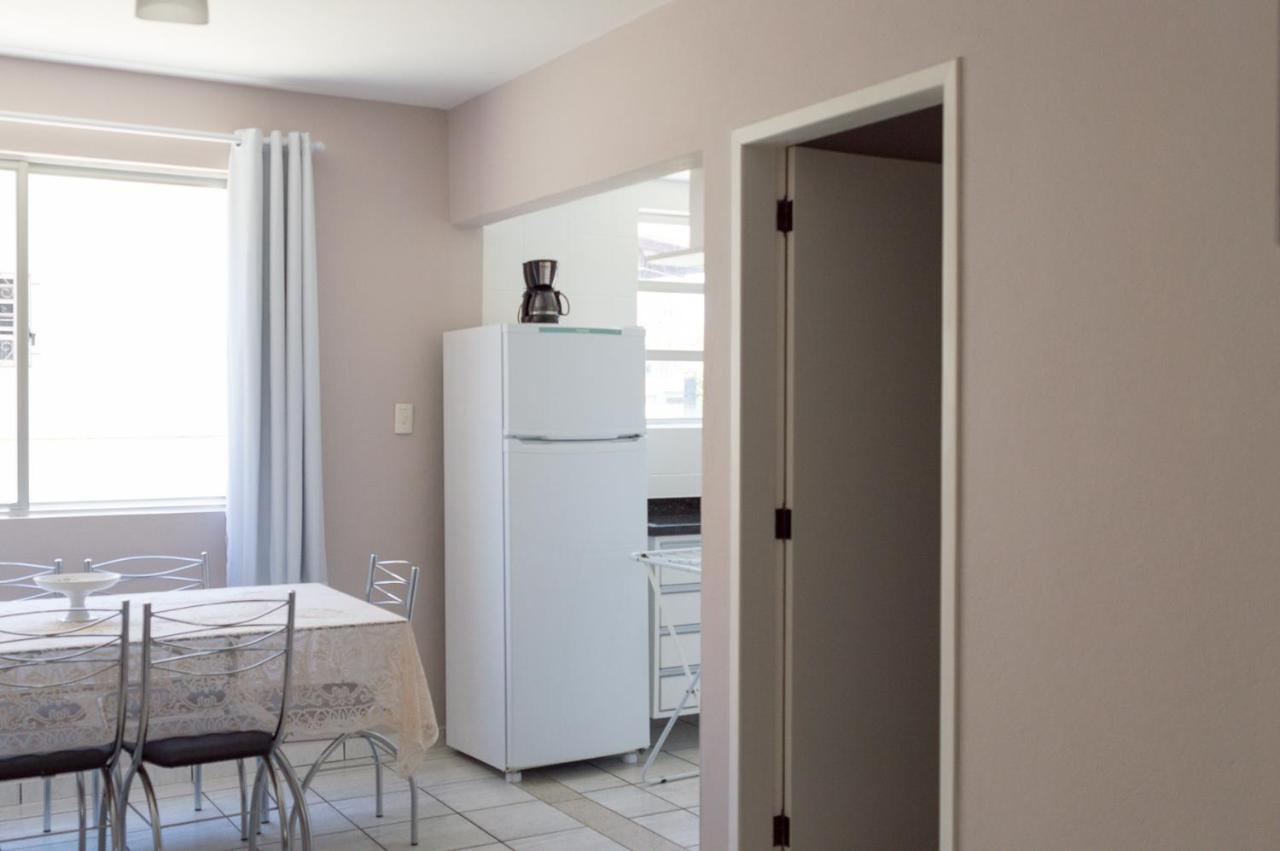 Residencial Larissa Elena Lejlighed Florianópolis Eksteriør billede